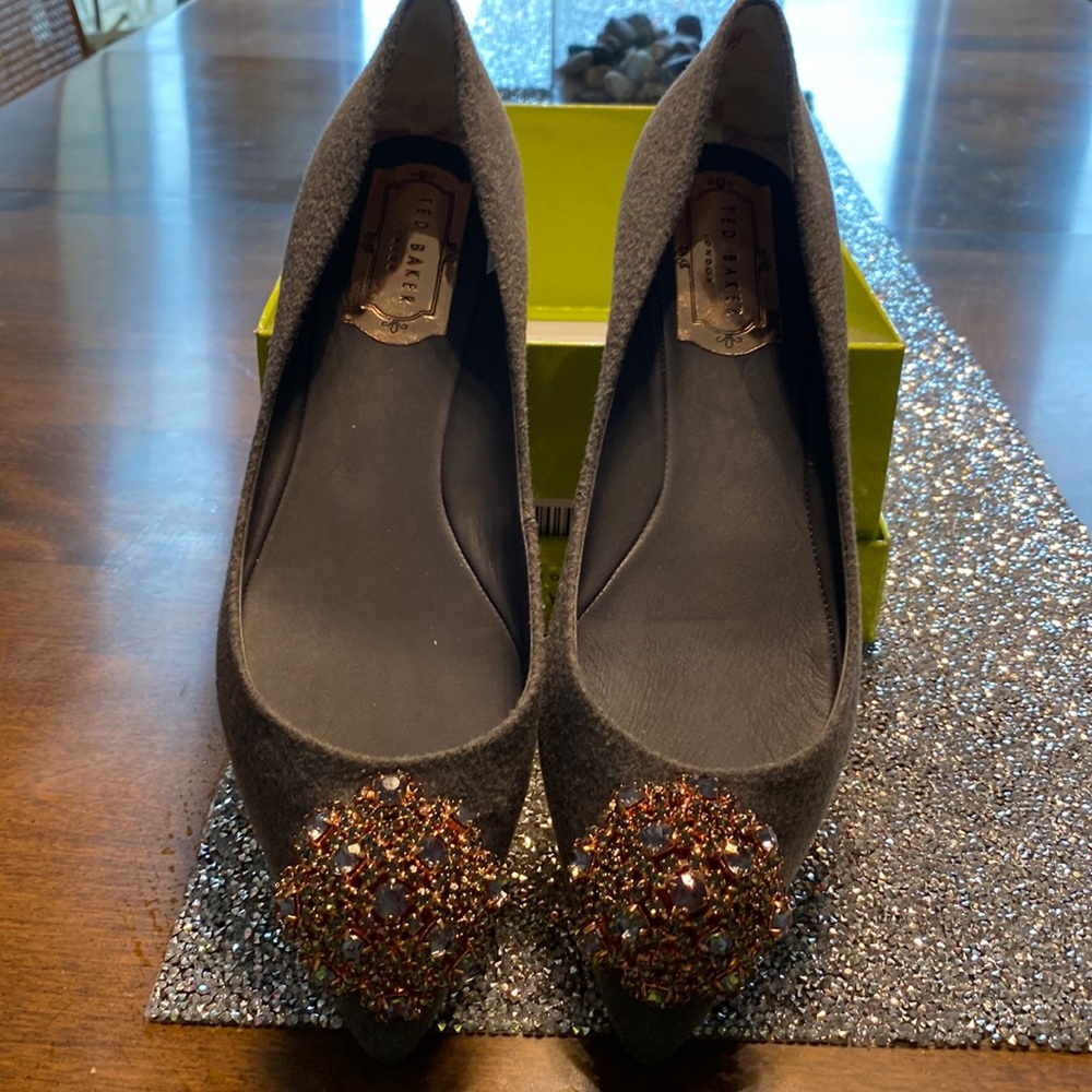 Ted Baker London grey flats with rose gold heels